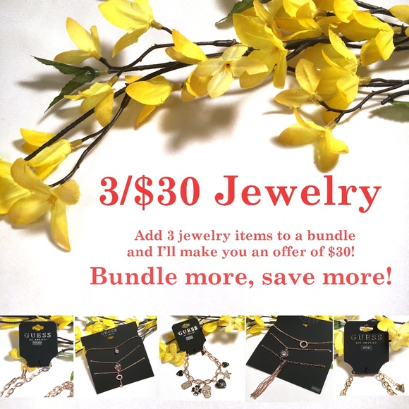 3/$30! GUESS Gold Layered Necklace Lock & Key - Picture 3 of 7